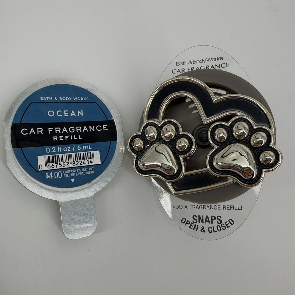 Bath and Body Works Car Air Vent Fragrance Holder and 2 Refills Paw Print NEW